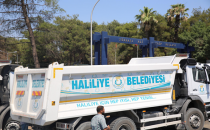 Belediye Vatandaş Yan Yana Sokakta