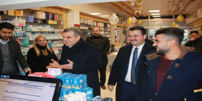 Beyazgül, Esnaf Ve Vatandaşlarla Bir Araya Gelmeye Devam Ediyor. 