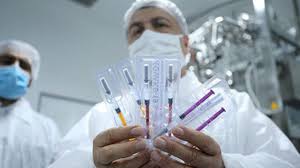 Bilim Kurulu üyesi yerli aşı için tarih verdi