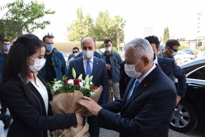  Binali Yıldırım, Şanlıurfa Valiliğini Ziyaret Etti