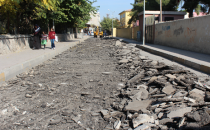 Bozuk yolda çalışma başladı