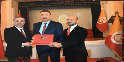 Büyükhatipoğlu Galatasaray Üyesi Oldu