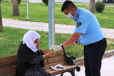 Büyükşehir, 65 Yaş Ve Üzeri Vatandaşları Bayramda Yalnız Bırakmadı
