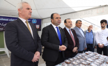 Büyükşehir Balıklıgöl platosunda tatlı ikram etti