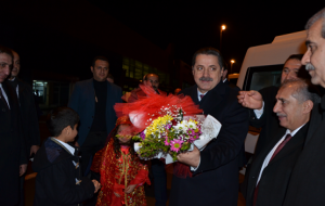 Çelik'i 2 Bin kişi karşıladı