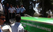 Cenaze alımında gerginlik