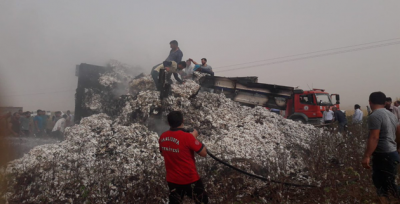 Ceylanpınar'da Pamuk Yüklü Kamyon Alev Aldı