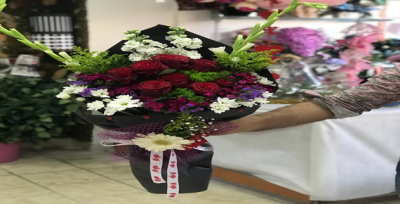 Çiçekçiler 'Anneler Günü'nü Bekliyor 