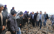 Çiftçi, Karacadağ Türkmen Derneği üyeleriyle buluştu.