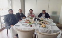 Çiftçi, Tatlıses ile bir araya geldi