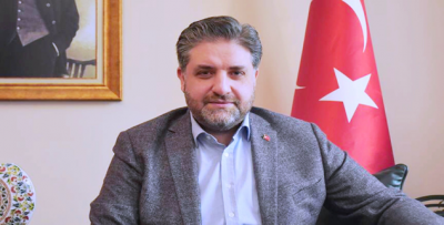 Çin/Pekin Büyükelçimiz Emin Önen'den Babalar Günü mesajı;