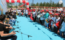 Çocuklar Gökyüzünü Renklendirdi