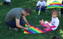 Çocukların Mutluluğu Gökyüzünü Renklendirdi