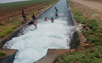 Çocukların ölüm atlayışı