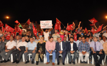 Demokrasi nöbeti sona erdi