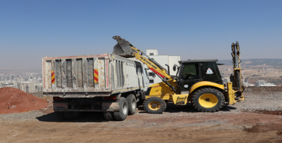 Doğukent 'e Yeni Yollar Kazandırılıyor