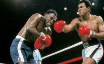 Efsane boksör öldü