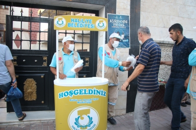 Ekipler Seferber Oldu, Haliliye Bayramda Gül Suyu Koktu