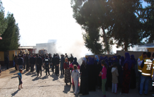 Elektrik telleri koptu pamuklar yandı