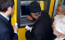 Emekliye 100 lira zam yapıldı