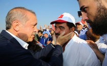 Erdoğan Yenikapı Mitinginde İbrahim Tatlıses'i Böyle Karşıladı