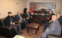 Eski Vekilden  Başkan Demirkol'u Ziyaret Etti