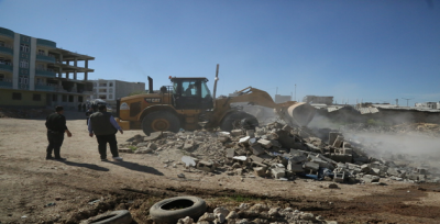 Eyyübiye Belediyesi Kaçak Yapıların Yıkımını Gerçekleştirdi