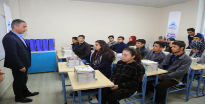 Eyyübiye Belediyesinden Gençlere Kitap Desteği