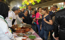 Eyyübiye Belediyesi'nin Ankara'daki Standına Yoğun  İlgi