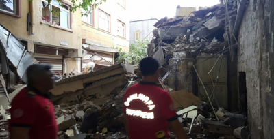 Eyyübiye'de yıkılan İş yeri korkuttu