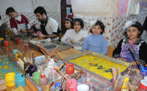 Eyyübiyeli Çocuklar Ve Yetişkinler Ebru Sanatını Öğreniyor