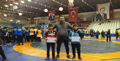 Eyyübiyeli Gençlerden Başarı Üstüne Başarı