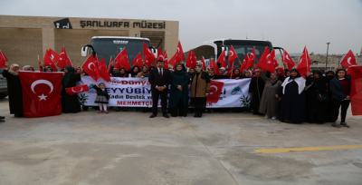 Eyyübiyeli Kadınlar Mehmetçik'e  Dua İçin Sınıra Gitti