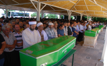 Feci Kazada Ölen 10 Kişi Urfa'da Toprağa Verildi.