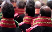 FETÖ bağlantılı 543 hakim ve savcı, meslekten ihraç edildi