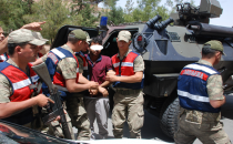 Firari zanlı gizli bölümden kaçarken yakalandı