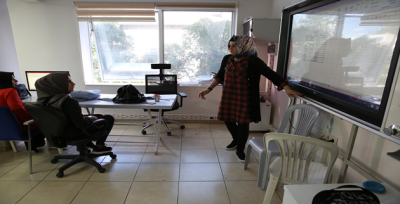 Gençler, Haliliye Belediyesi İle Bilgisayar Öğreniyor