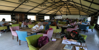 Gençlerden Başkan Kuş'a Teşekkür