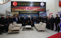 Gençlerden Çevik Kuvvete Başsağlığı Ziyareti