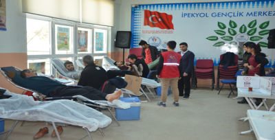 Gençlik Merkezinde Kan Bağışı kampanyası