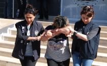 Gürcistanlı bakıcı kadın serveti harcamadan yakalandı