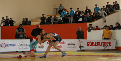 Güreş Turnuvasında Şampiyonlar Belirlendi