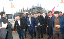 Haçim İzol'dan miting gibi aday adaylık başvurusu