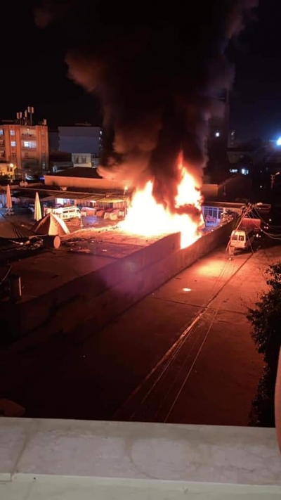 Hal pazarında yangın