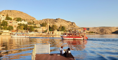 Halfeti'de canlanma başladı