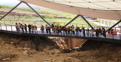 Haliliye Belediyesinden Ortaokul Öğrencilerine Göbeklitepe Gezisi