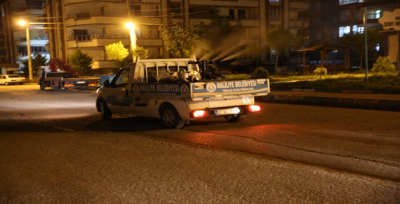 Haliliye Belediyesinden İlaçlamada Gece Mesaisi
