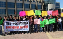 Harran Üniversite öğrencilerinden formasyon eylemi