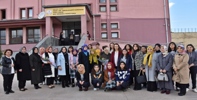 Harran Üniversitesi'nin Katkılarıyla "Anne Kız El Ele" Projesi Siverek'te Devam Ediyor