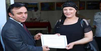 Hastalığı Çizdikleri Resimlerle Atlatmaya Çalışıyorlar